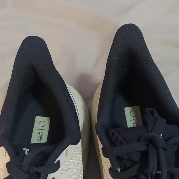 Hoka Womens White and Navy Sneakers - Picture 10 of 14